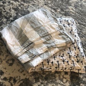 Burts bees 2 Muslin blankets palm tree